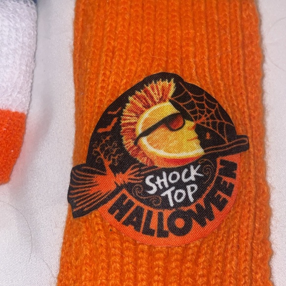 Limited edition SHOCK TOP HALLOWEEN & Sam Adam’s wrist band bar twin peaks bar - Picture 2 of 4